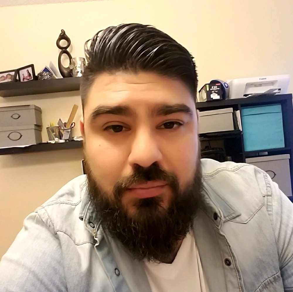 Meet your Posher, Lee